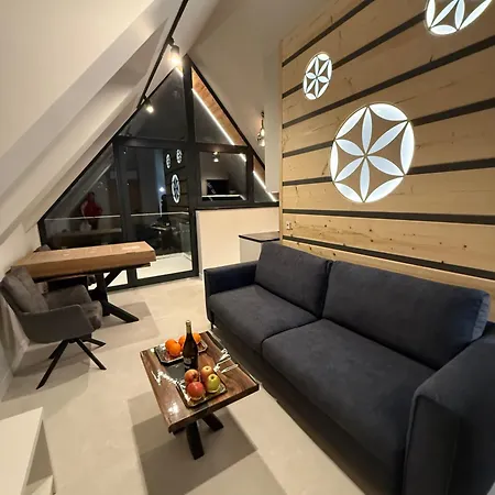 Skyline Apartment