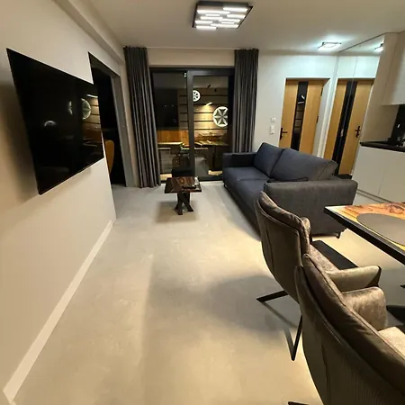 Apartament Skyline *