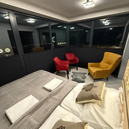 Skyline Apartment