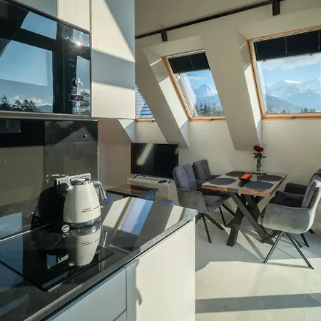 Skyline Apartment