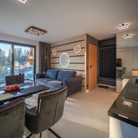 Skyline Apartament *