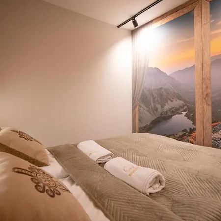 Skyline Apartment